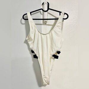 Hot Miami Styles | White/Ivory Swimsuit with Black side Straps | Size Medium